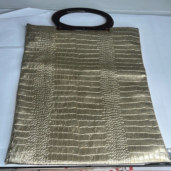 Vintage Lady's Pride Gold Croc Embossed  Folding Lucite Double Handle Tote Bag - Picture 4 of 11
